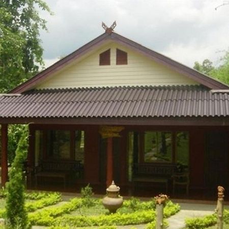 Ban Rai Tin Thai Ngarm Eco Lodge Mae Rim Bagian luar foto