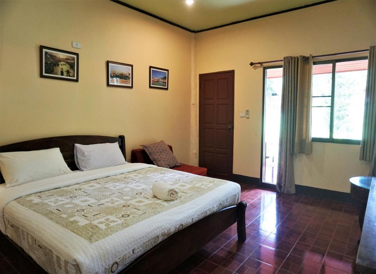 Ban Rai Tin Thai Ngarm Eco Lodge Mae Rim Bagian luar foto