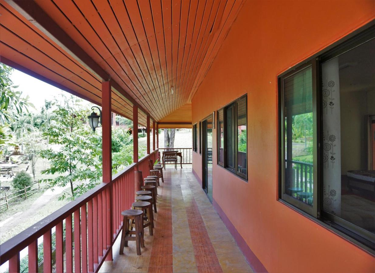 Ban Rai Tin Thai Ngarm Eco Lodge Mae Rim Bagian luar foto