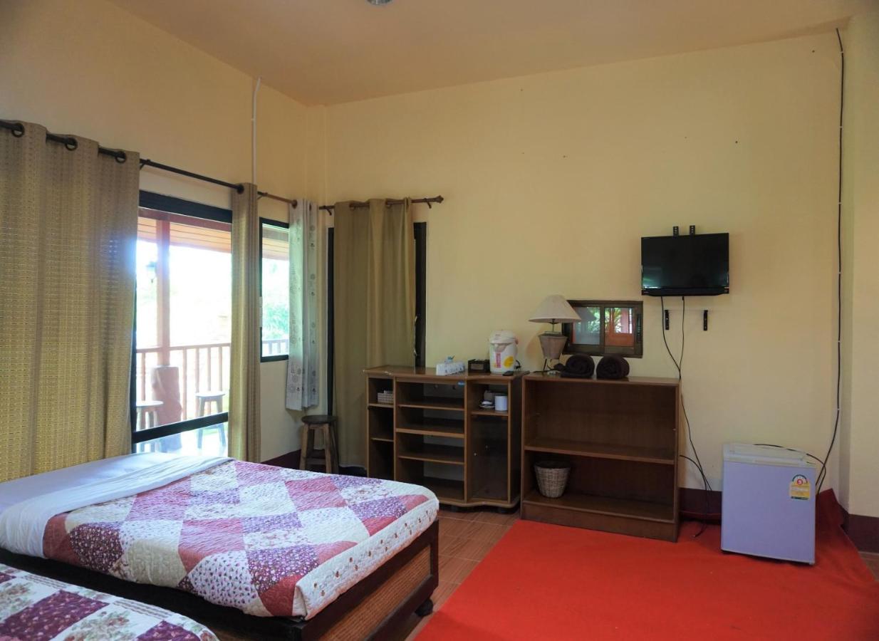 Ban Rai Tin Thai Ngarm Eco Lodge Mae Rim Bagian luar foto