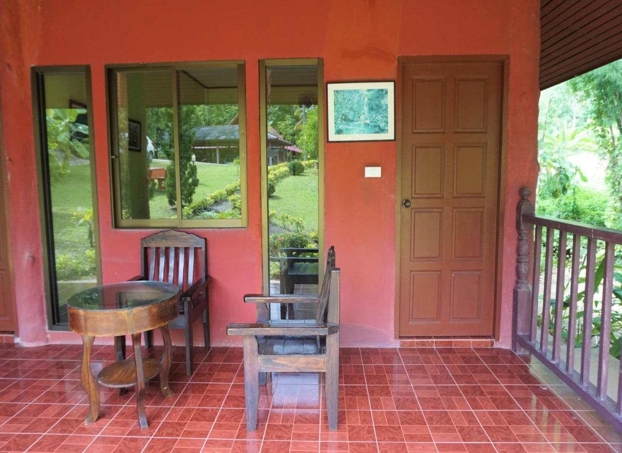 Ban Rai Tin Thai Ngarm Eco Lodge Mae Rim Bagian luar foto