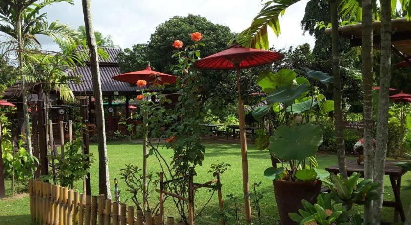Ban Rai Tin Thai Ngarm Eco Lodge Mae Rim Bagian luar foto