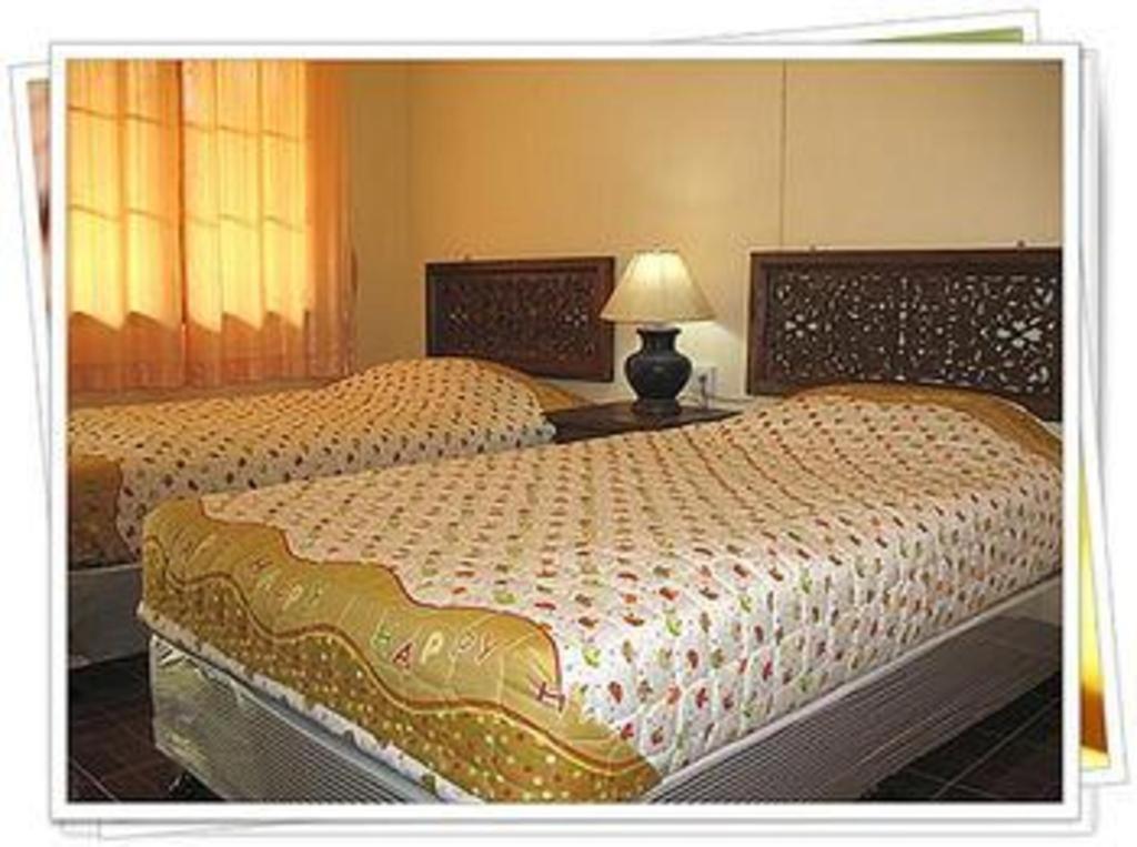 Ban Rai Tin Thai Ngarm Eco Lodge Mae Rim Bagian luar foto