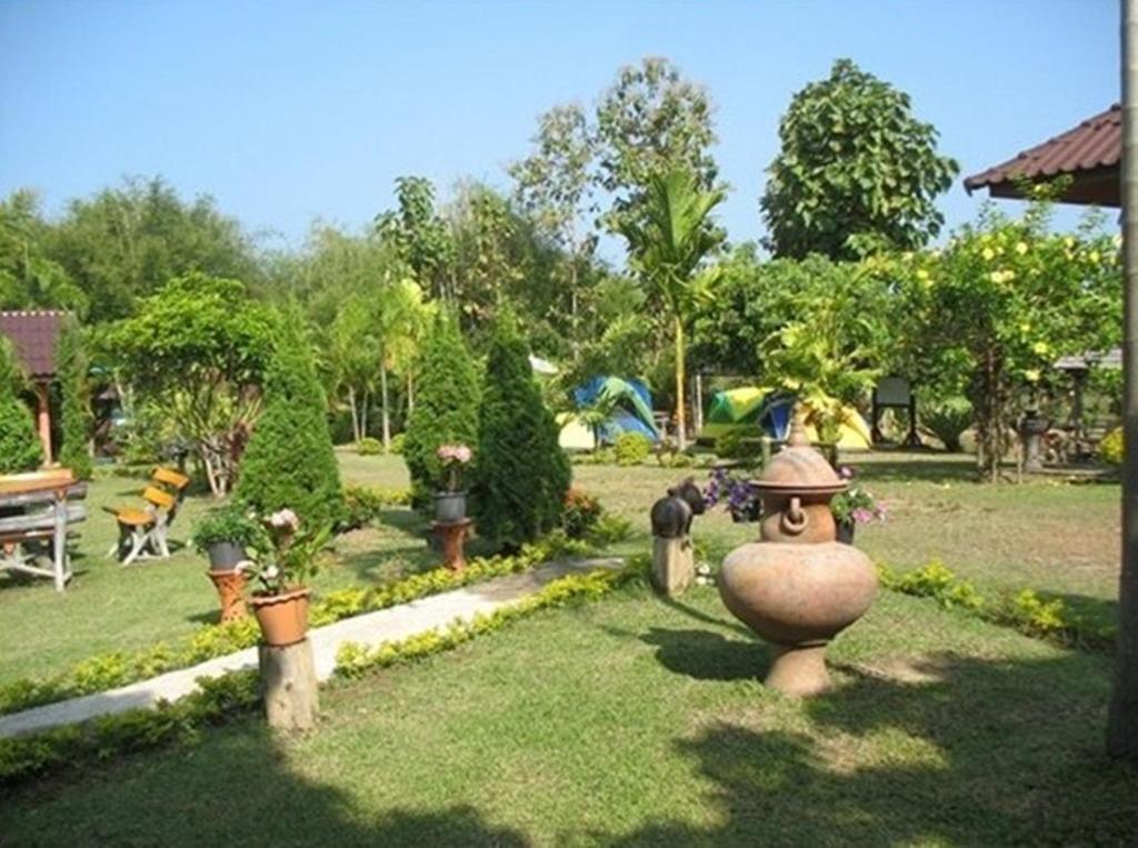 Ban Rai Tin Thai Ngarm Eco Lodge Mae Rim Bagian luar foto