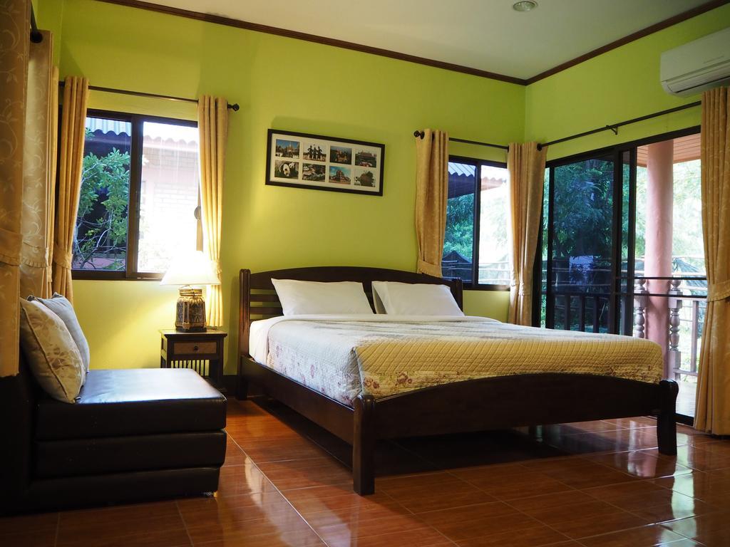Ban Rai Tin Thai Ngarm Eco Lodge Mae Rim Bagian luar foto